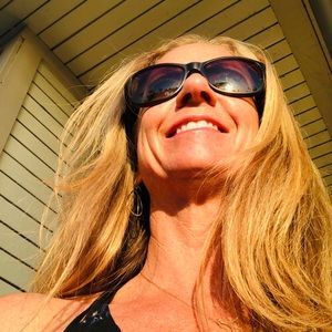 Meet your Posher, Christy